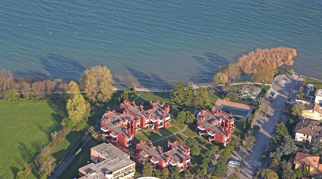Holiday Sirmione Apartments Dış mekan fotoğraf